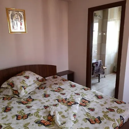 아파트 Apartament Randunicii Cata Si Miha Eforie